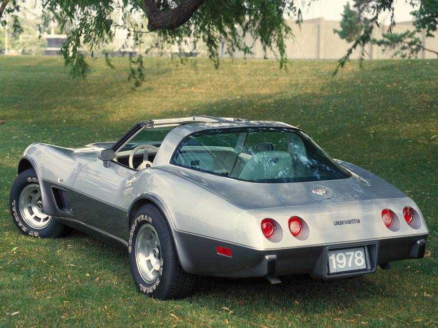  Chevrolet Corvette 25th Anniversary Edition 1978 года  (фото 4 из 11)
